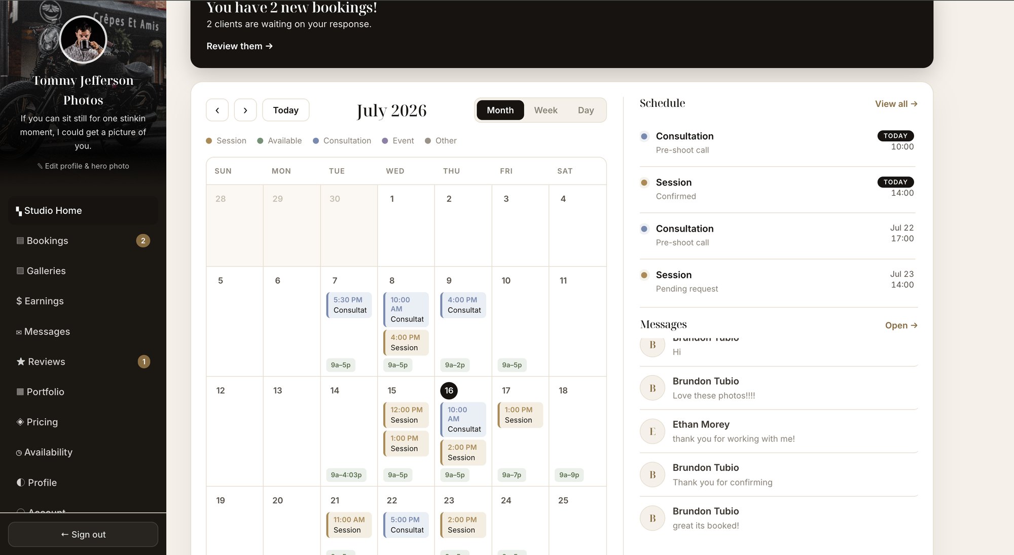The Ch4pter Studio dashboard: a new-booking alert, a monthly calendar with sessions, consultations, and availability, the day's schedule, and recent client messages